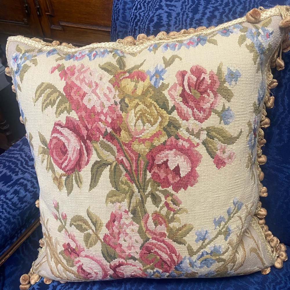 Aubusson Needlepont Floral Accent Pillow. P2